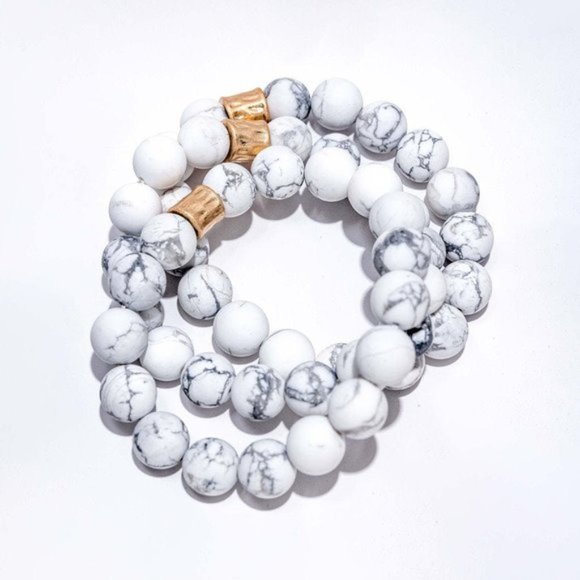 Vici Jewelry - KARMA BEADED BRACELET - WHITE HOWLITE